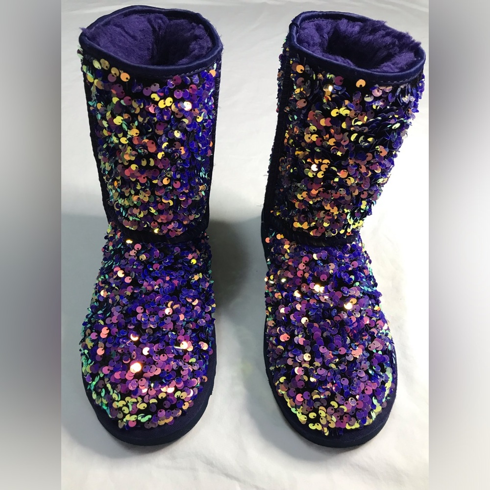 Ugg Sequin Stellar Short Boot - Picture 11 of 14